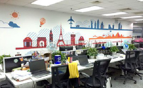 思南教你设计办公室墙绘的方法。